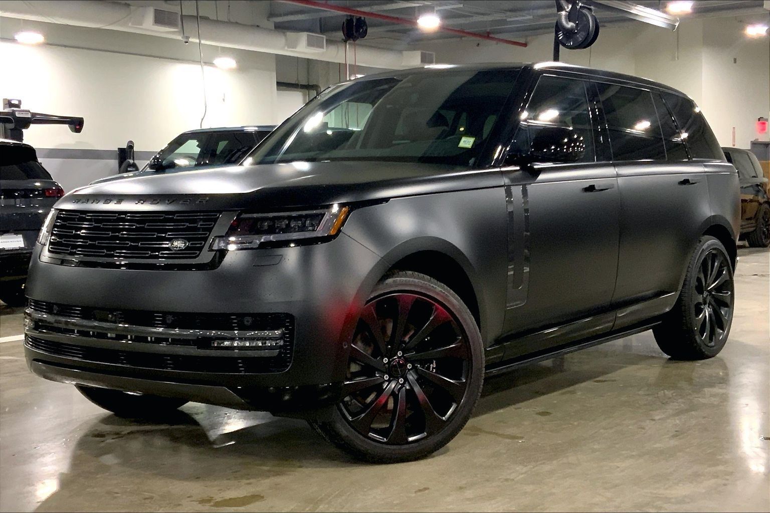 2026 Land Rover Range Rover P530 Autobiography LWB AWD