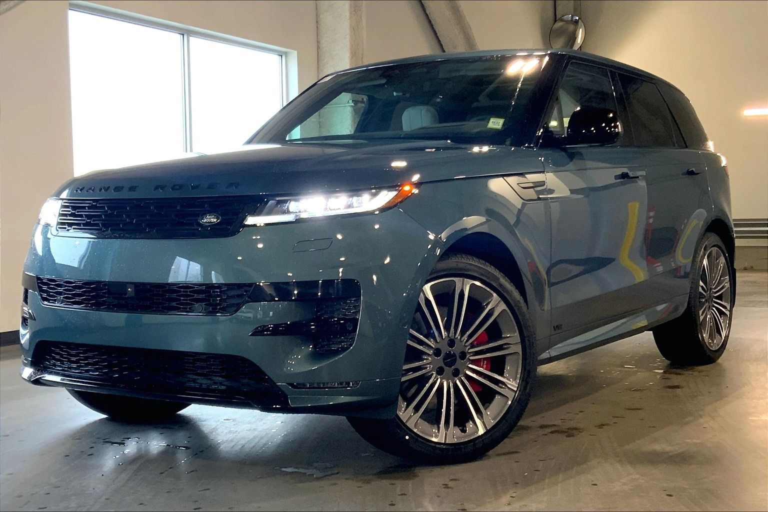 2026 Land Rover Range Rover Sport P530 Dynamic SE AWD