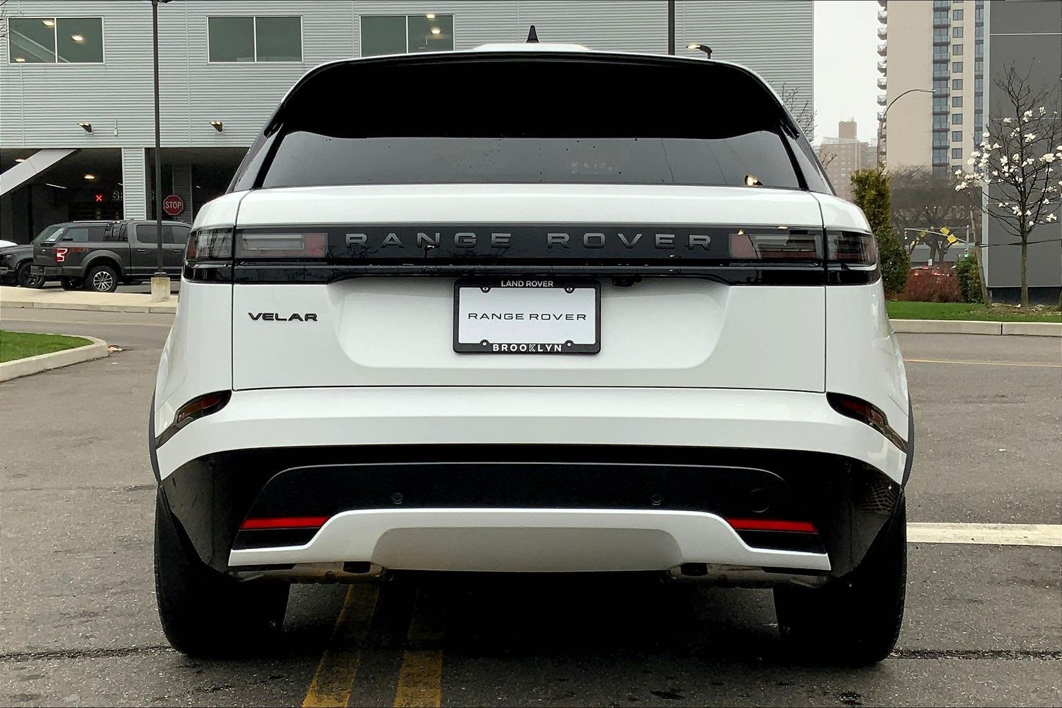 View vehicle photo 4