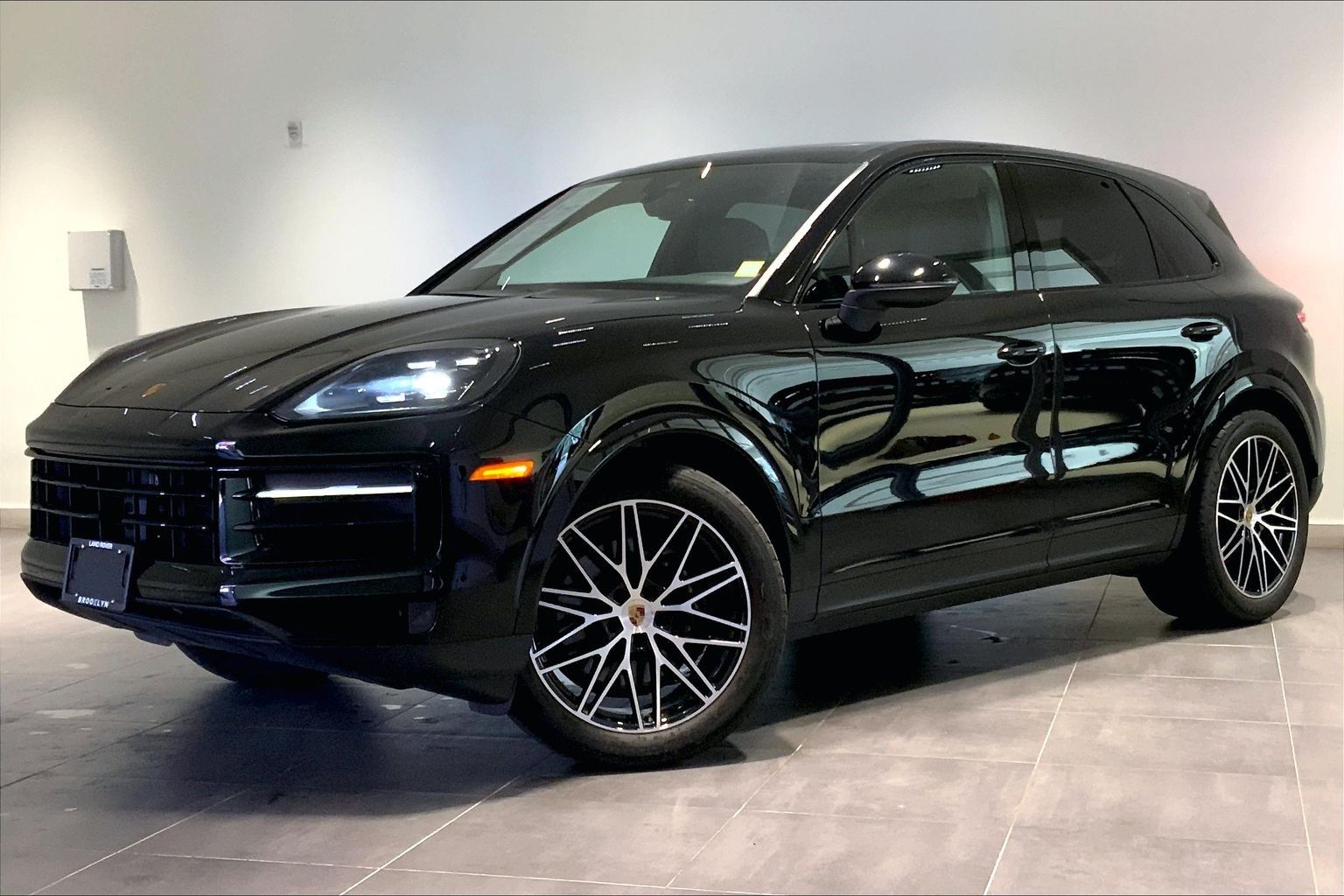 Black 2024 Porsche Cayenne SUV / Crossover All-Wheel Drive 8-Speed Automatic