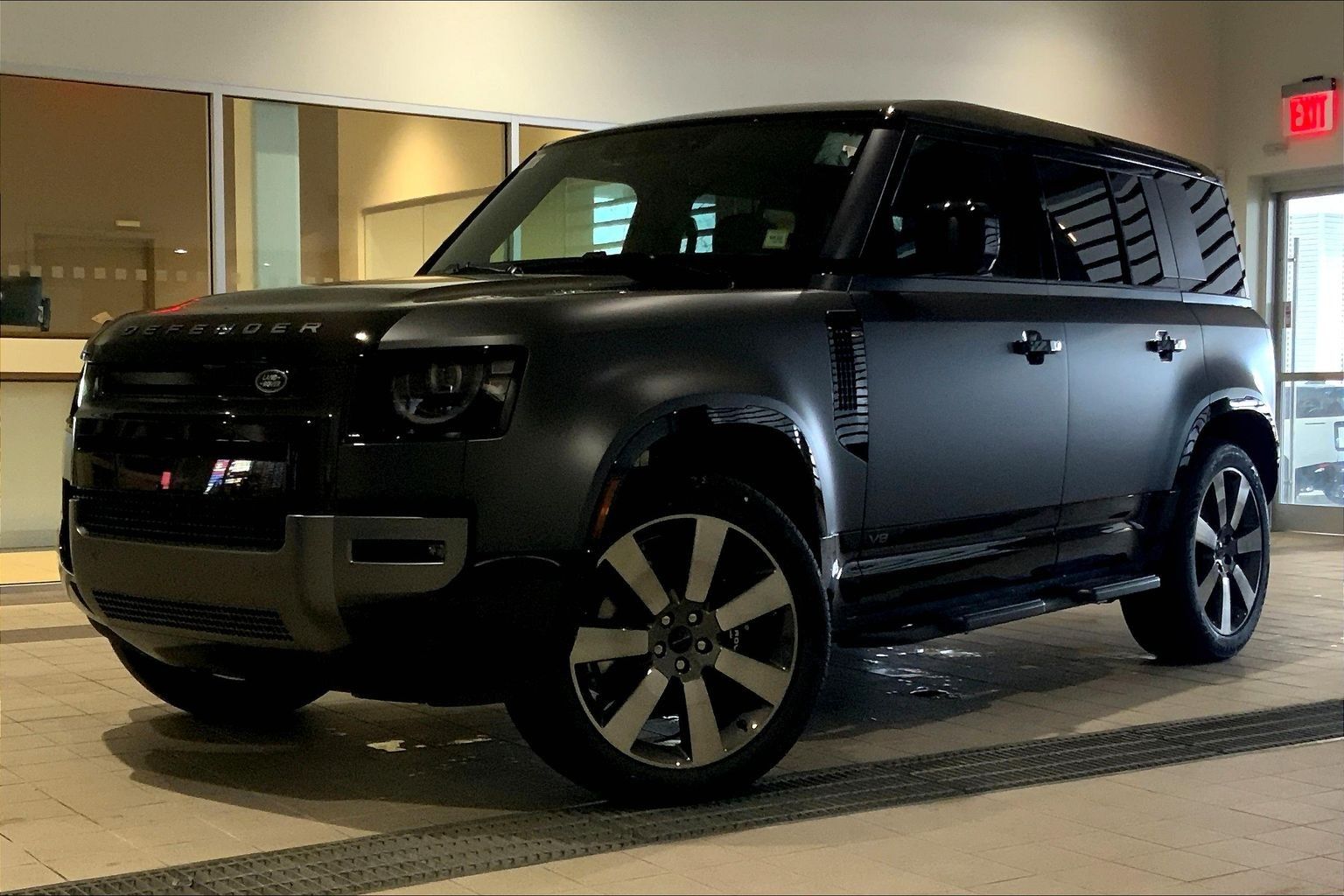 Gray (Carpathian Grey Prem Met) 2026 Land Rover Defender 110 V8 P525 AWD SUV / Crossover All-Wheel Drive 8-Speed Automatic