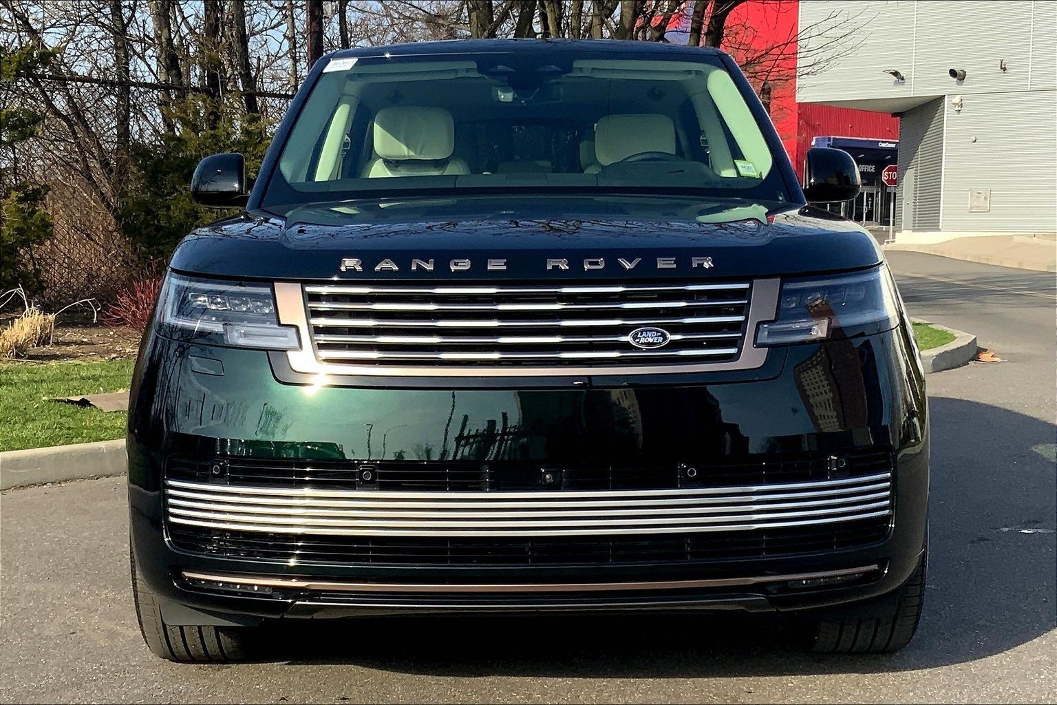 View vehicle photo 3