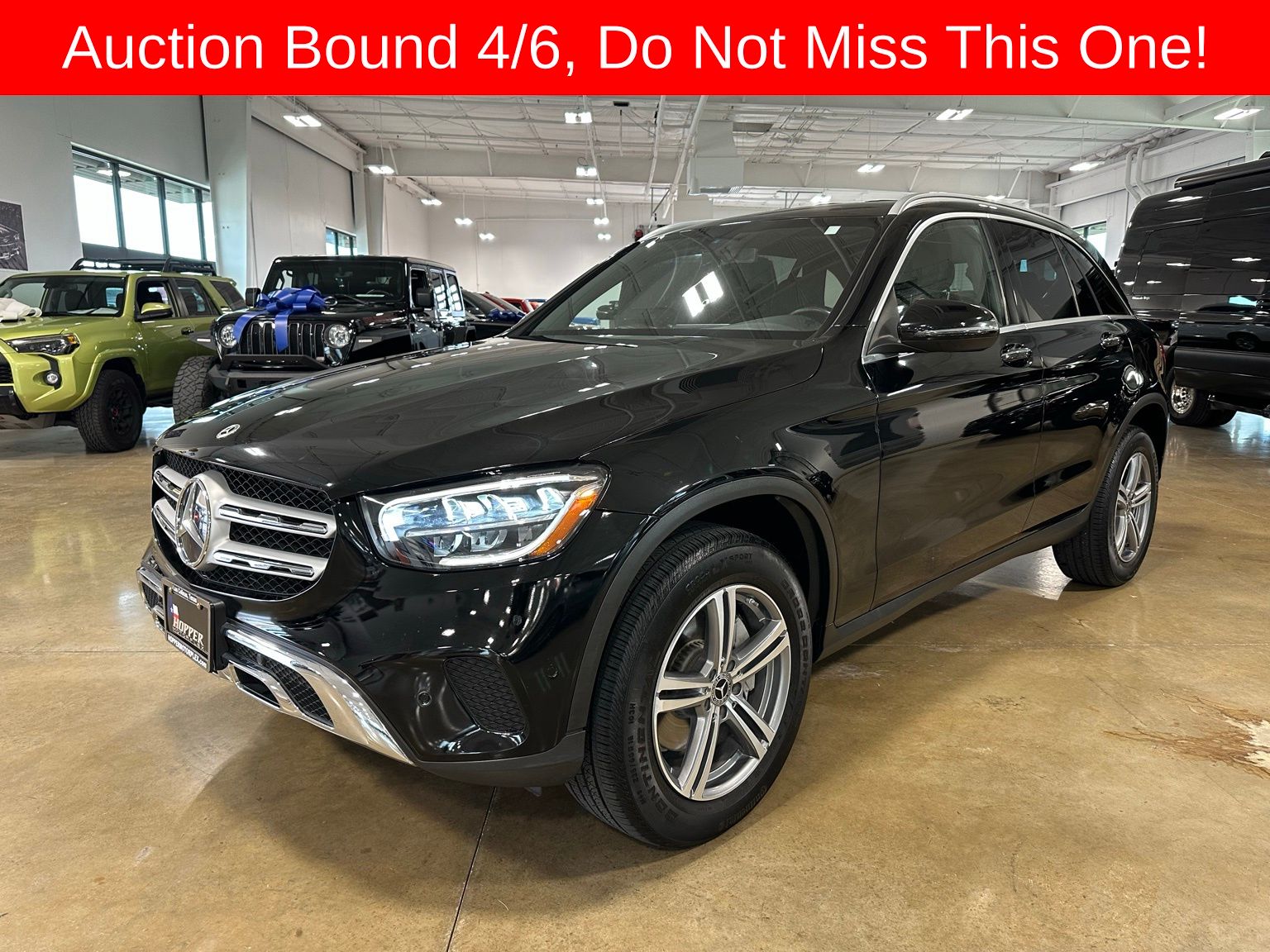 View vehicle photo 3