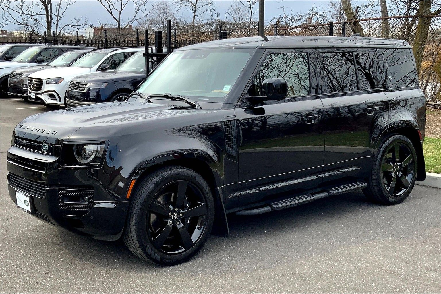 2024 Land Rover Defender 110 V8 P525 AWD