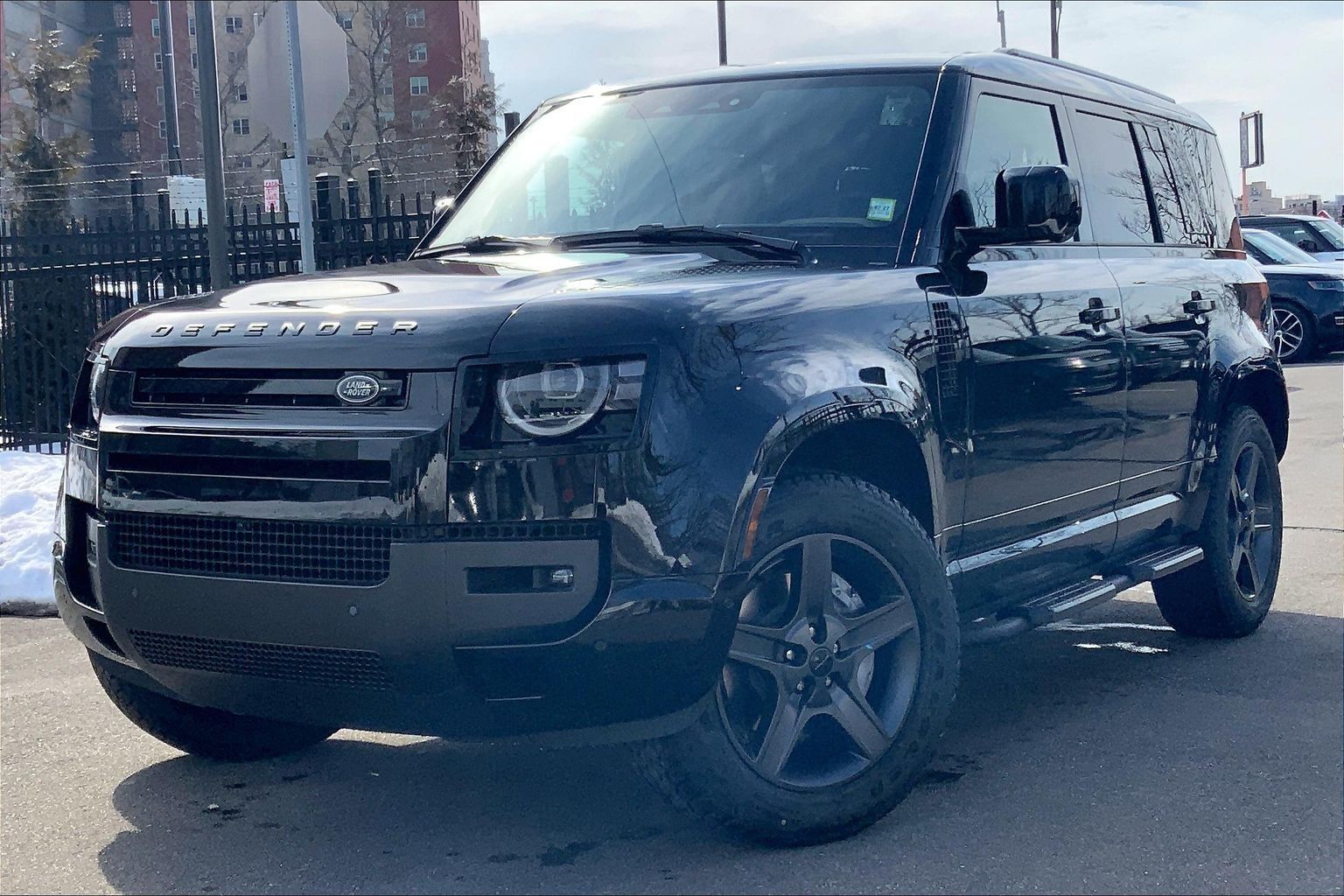 2026 Land Rover Defender 110 P400 X-Dynamic SE AWD