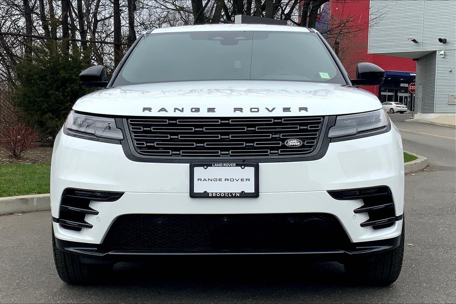 View vehicle photo 3