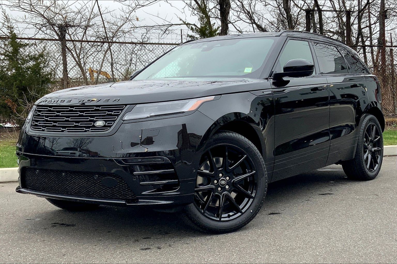 Santorini Black Metallic 2026 Land Rover Range Rover Velar P250 Dynamic SE AWD SUV / Crossover All-Wheel Drive 8-Speed Automatic