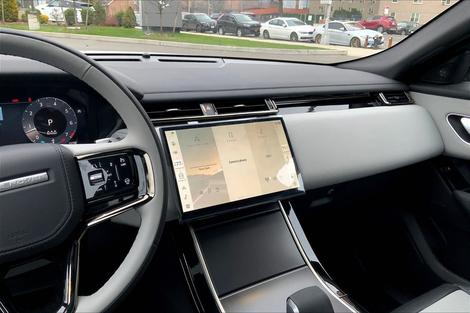 View vehicle photo 6