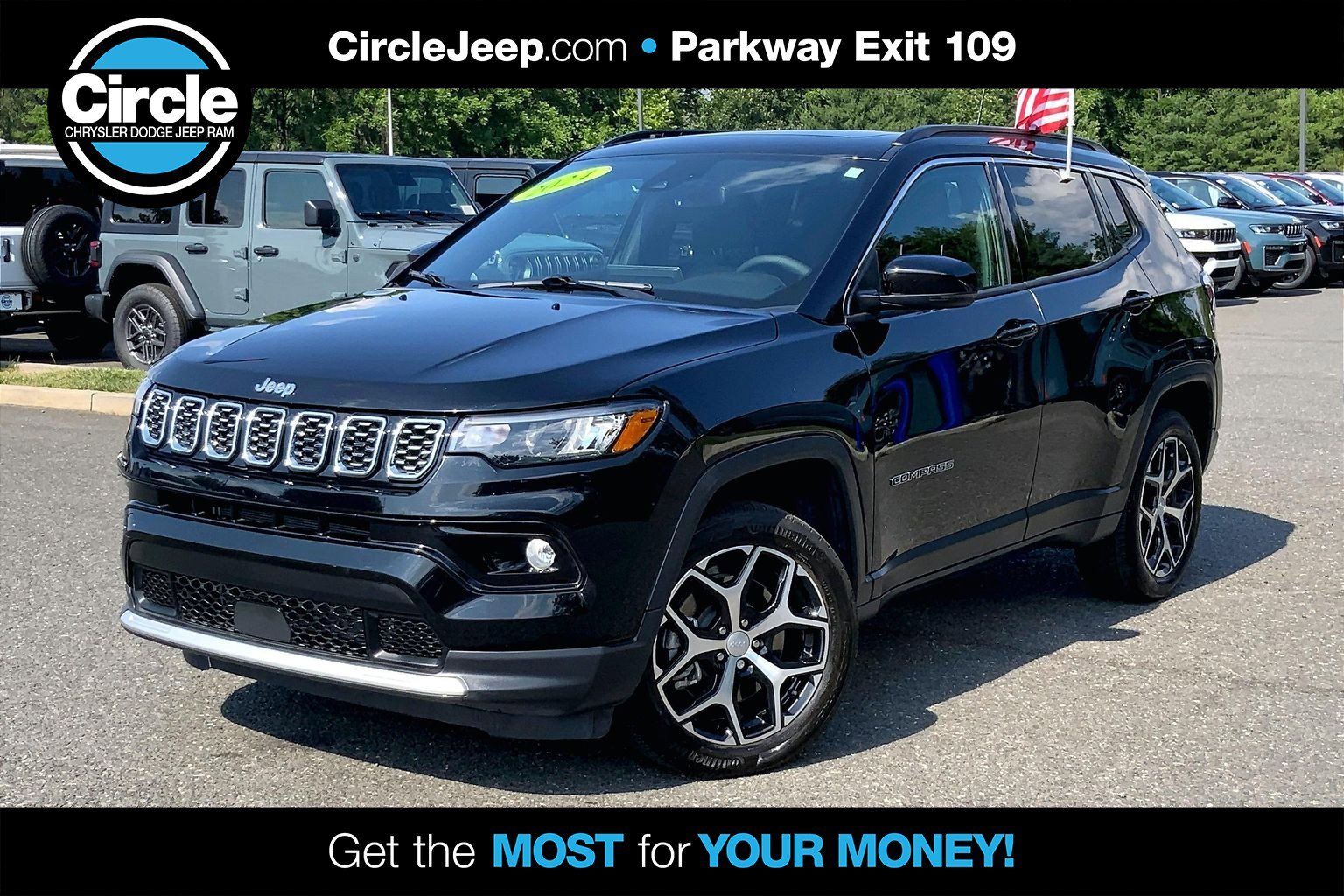 Diamond Black Crystal Pearlcoat 2024 Jeep Compass Limited 4WD SUV / Crossover Four-Wheel Drive 8-Speed Automatic