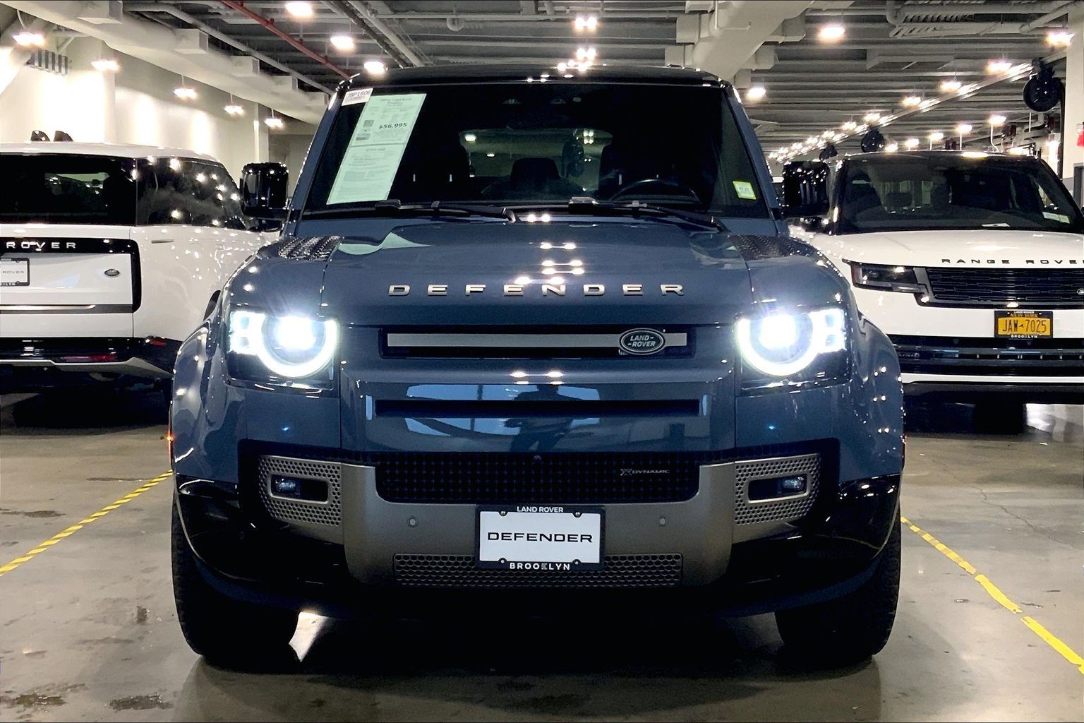 View vehicle photo 3