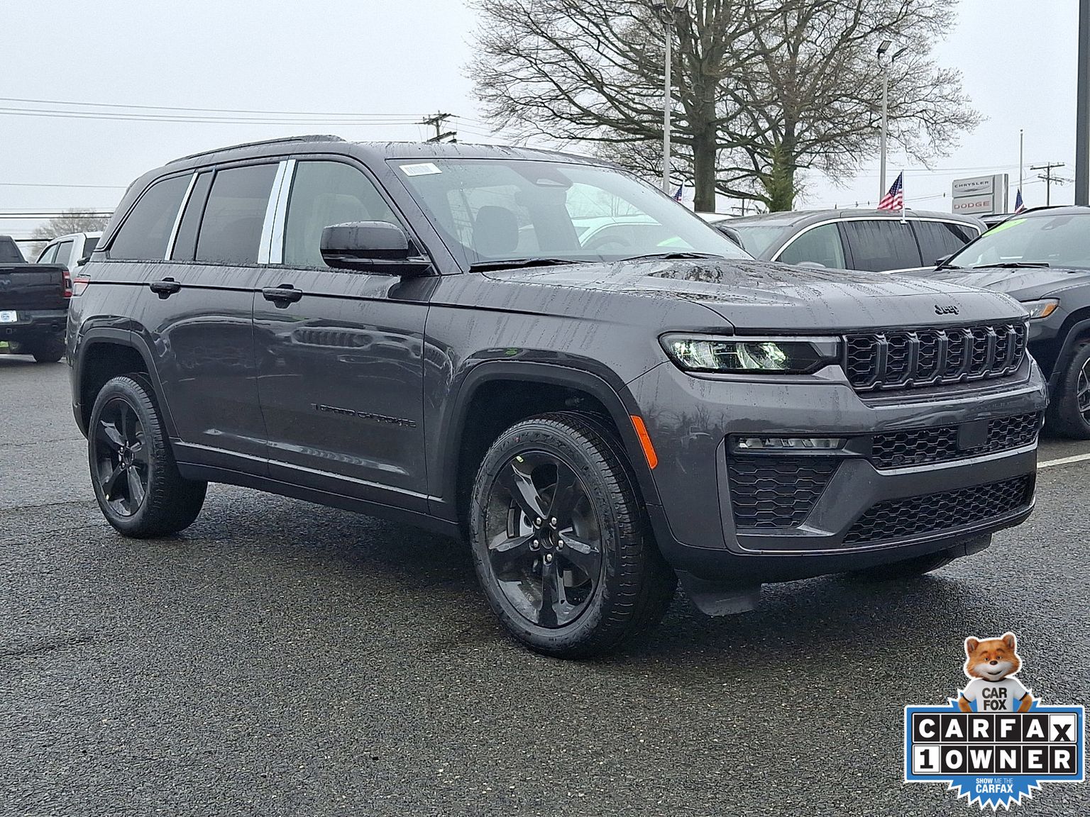 View vehicle photo 2