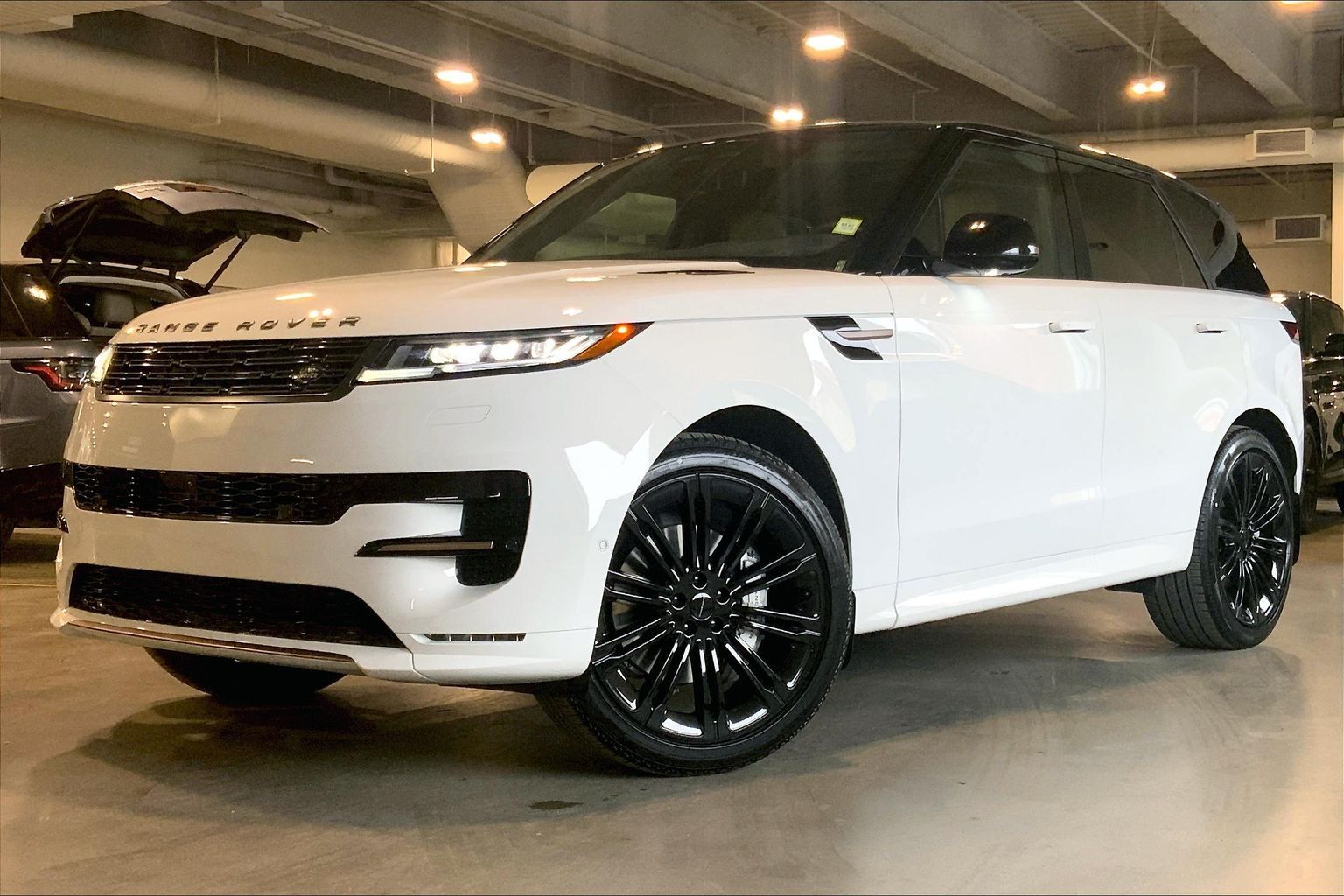 2026 Land Rover Range Rover Sport P400 Dynamic SE AWD