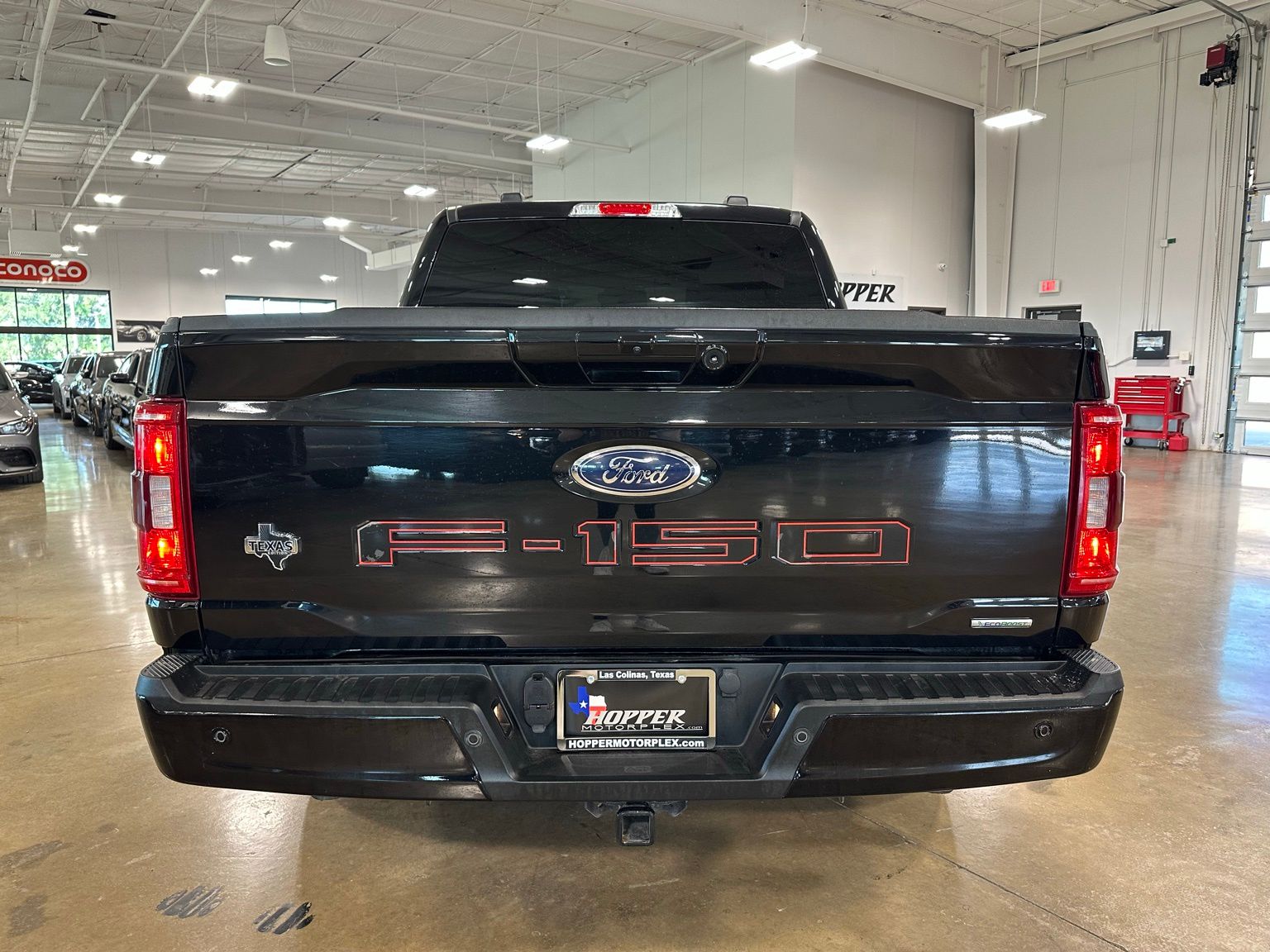 View vehicle photo 6