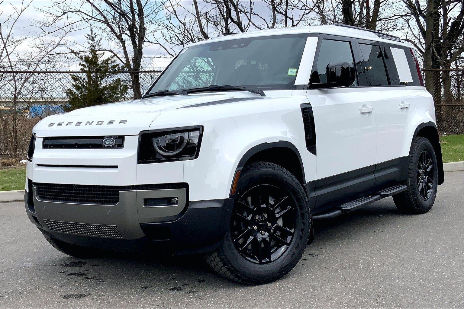 2026 Land Rover Defender 110 P300 S AWD