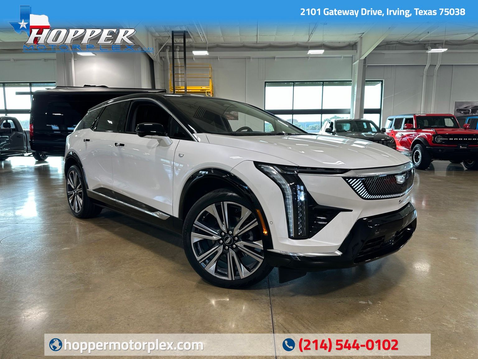 Crystal White Tricoat 2025 Cadillac OPTIQ SUV / Crossover All-Wheel Drive 1-Speed Automatic