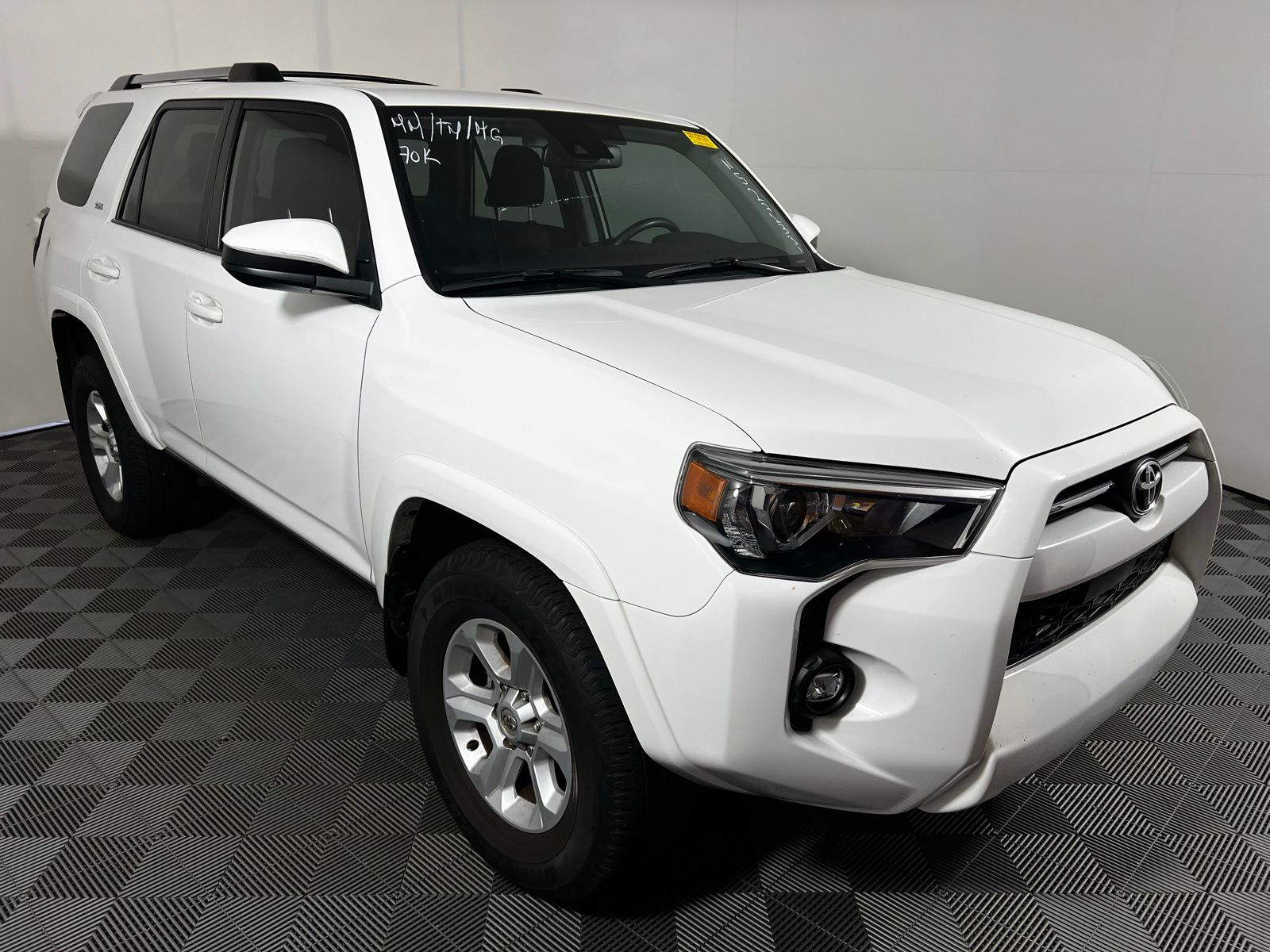 Thumbnail: 2022 Toyota 4Runner - 3