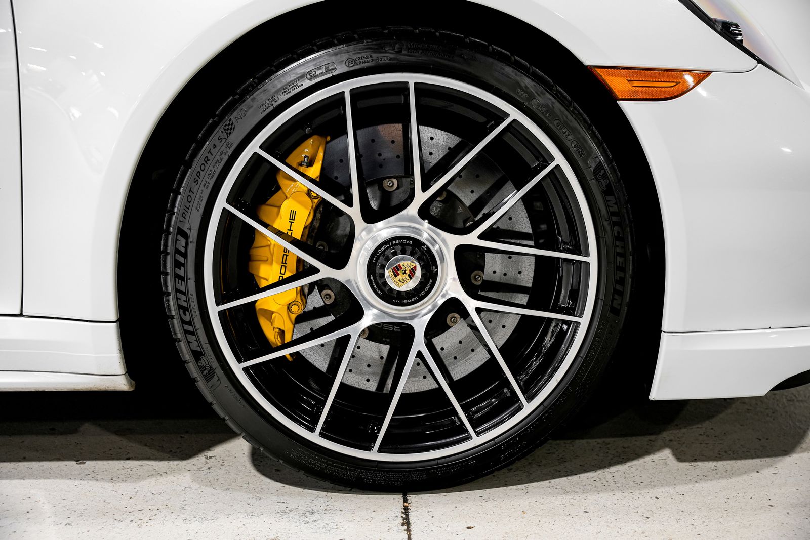 2018 Porsche 911 Turbo S — photo 52