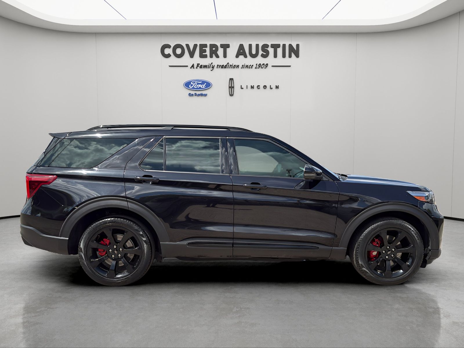 Used Car 2020 Ford Explorer  St For Sale Under $30,000 In Austin, Texas