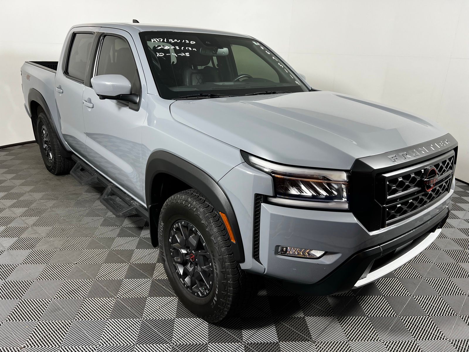Thumbnail: 2022 Nissan Frontier - 3