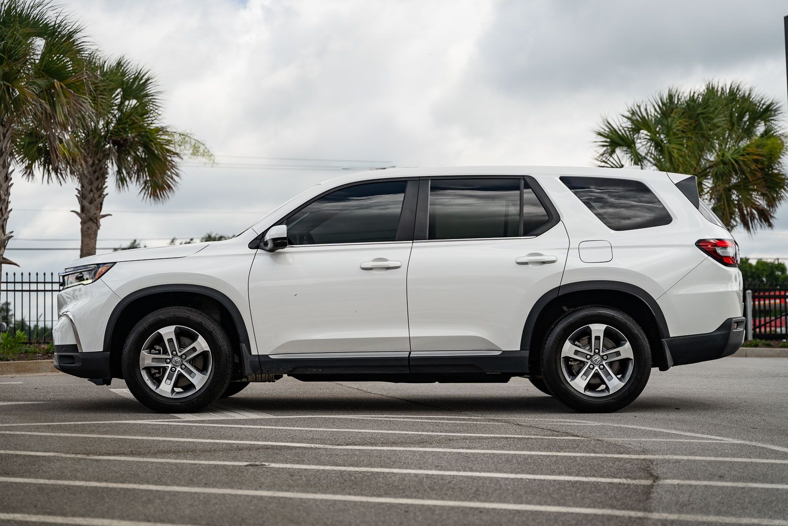 Used 2025 Honda Pilot SUV