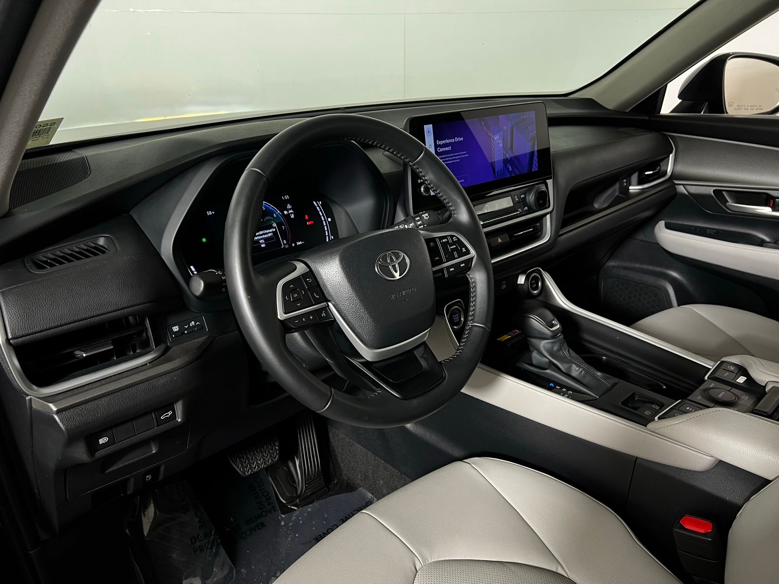 Thumbnail: 2025 Toyota Grand Highlander - 12