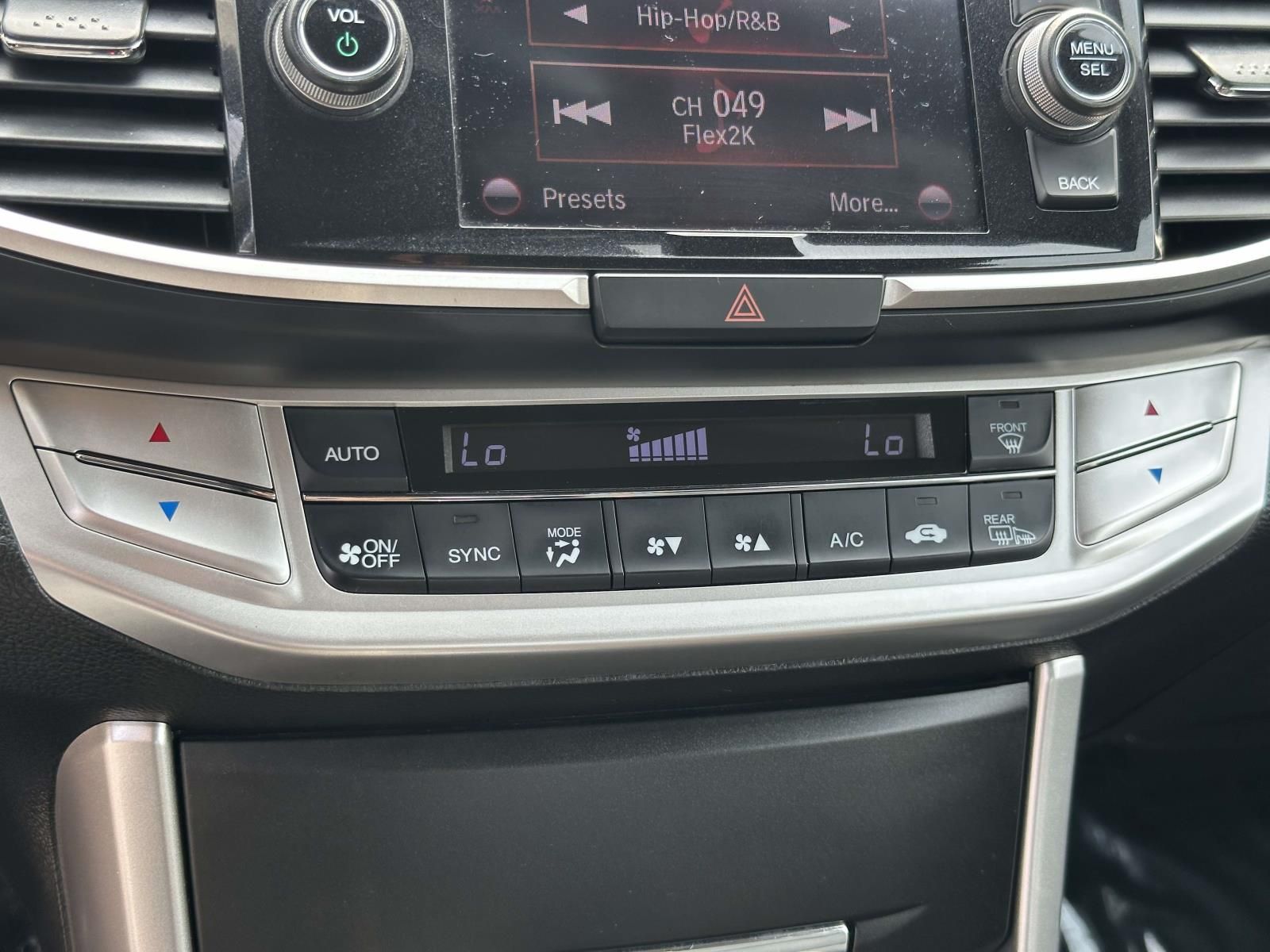 Used 2014 Black Honda EX-L image 28