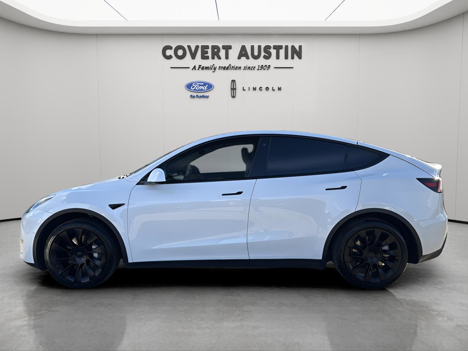 Used Car 2021 Tesla Model Y  Long Range For Sale Under $30,000 In Austin, Texas