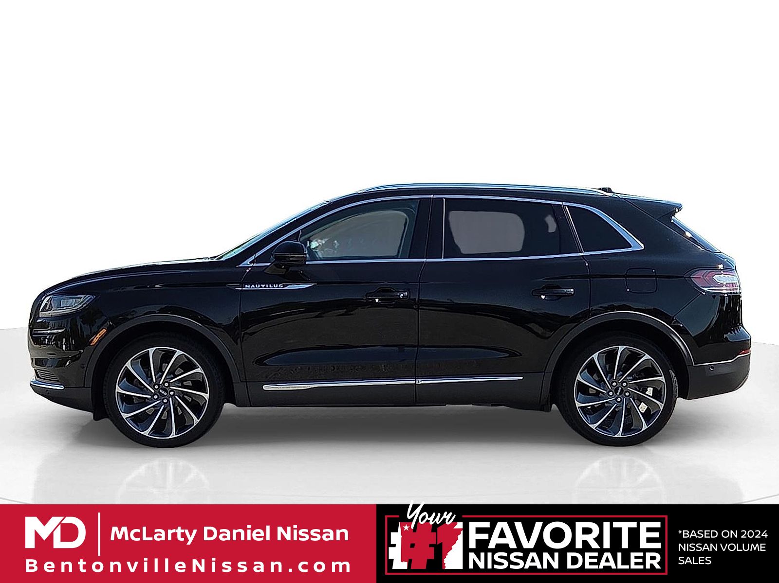 View vehicle photo 3