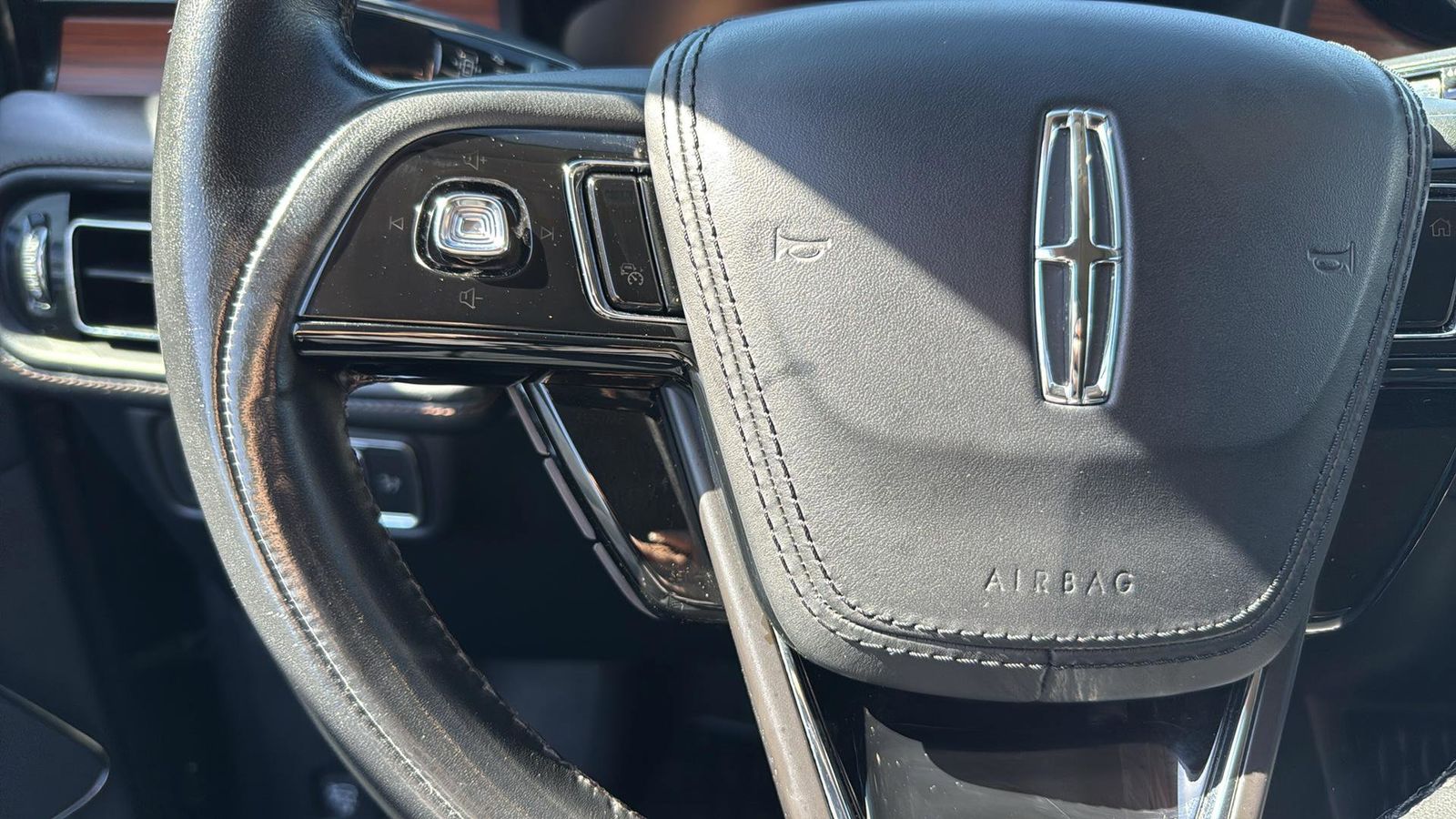 Used Car 2023 Lincoln Aviator  Reserve For Sale Under $50,000 In Austin, Texas