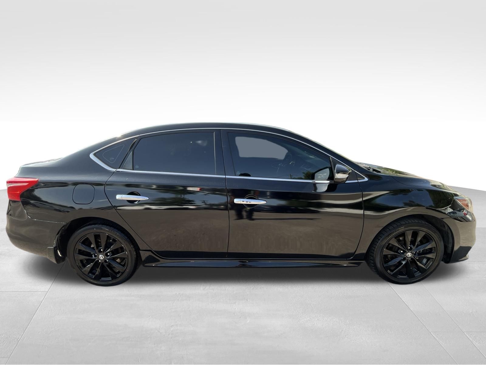 Used Car 2018 Nissan Sentra  Sr For Sale Under $12,000 In Austin, Texas