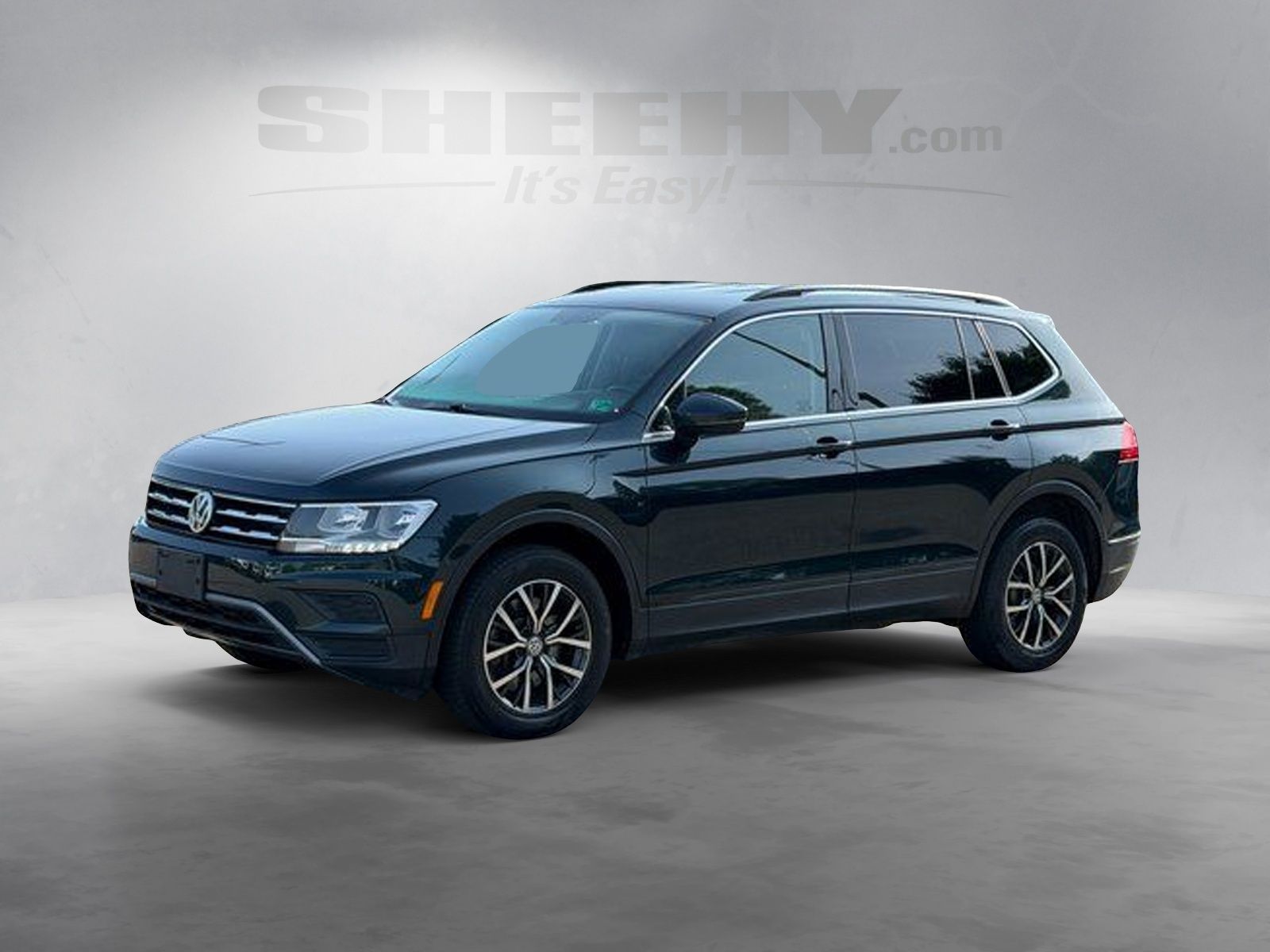 Used 2019 Green Volkswagen 2.0T SE image 16