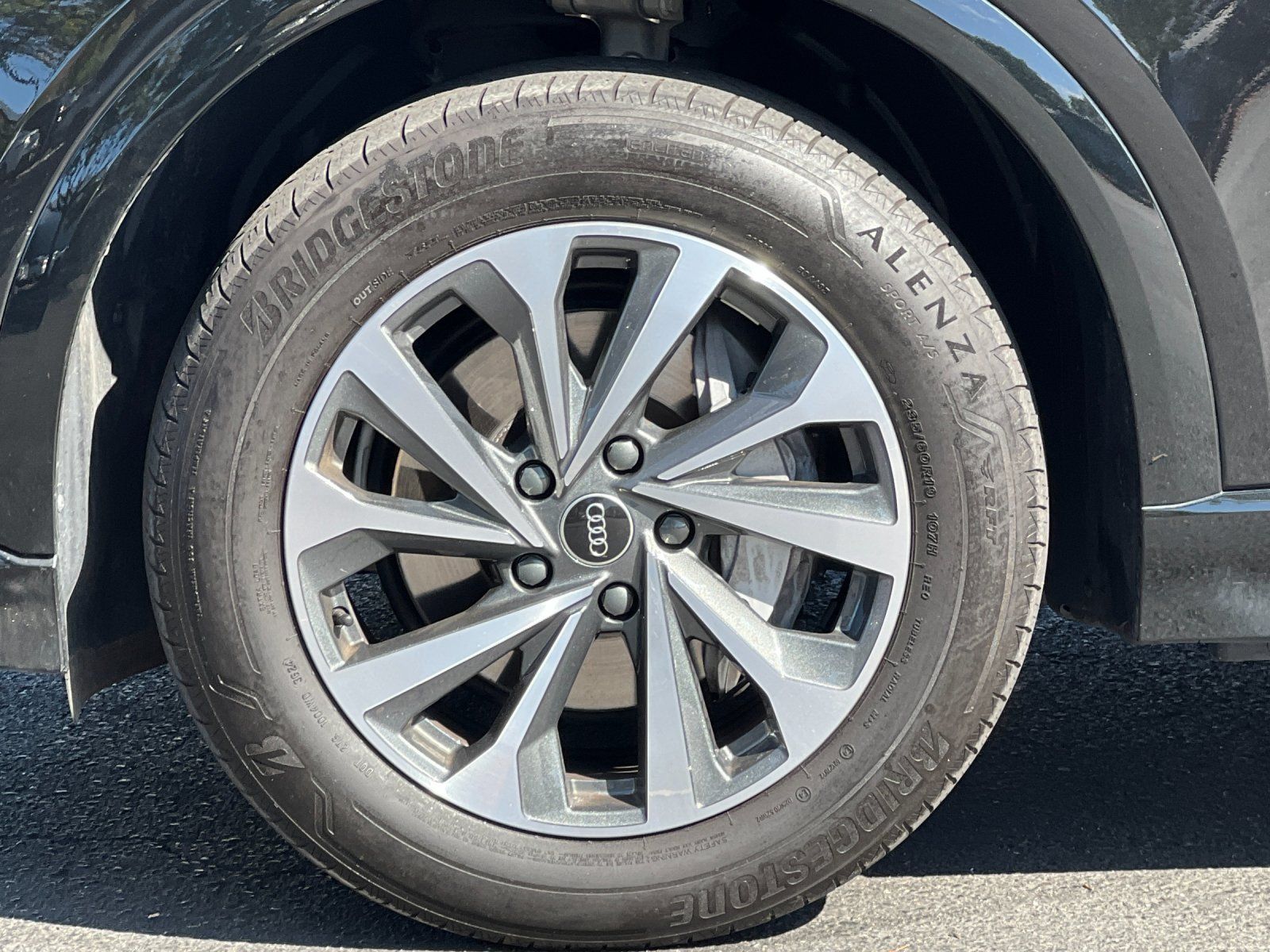 2025 Audi Q6 e-tron Premium Plus — foto completa 25 de 28
