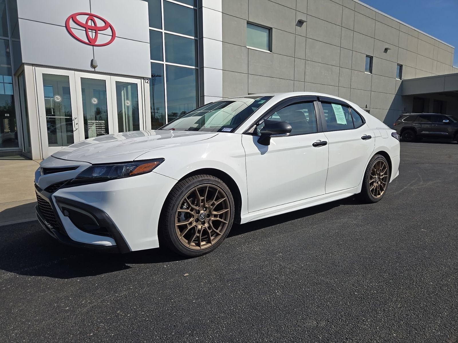 2024 Toyota Camry SE Nightshade - Photo 10