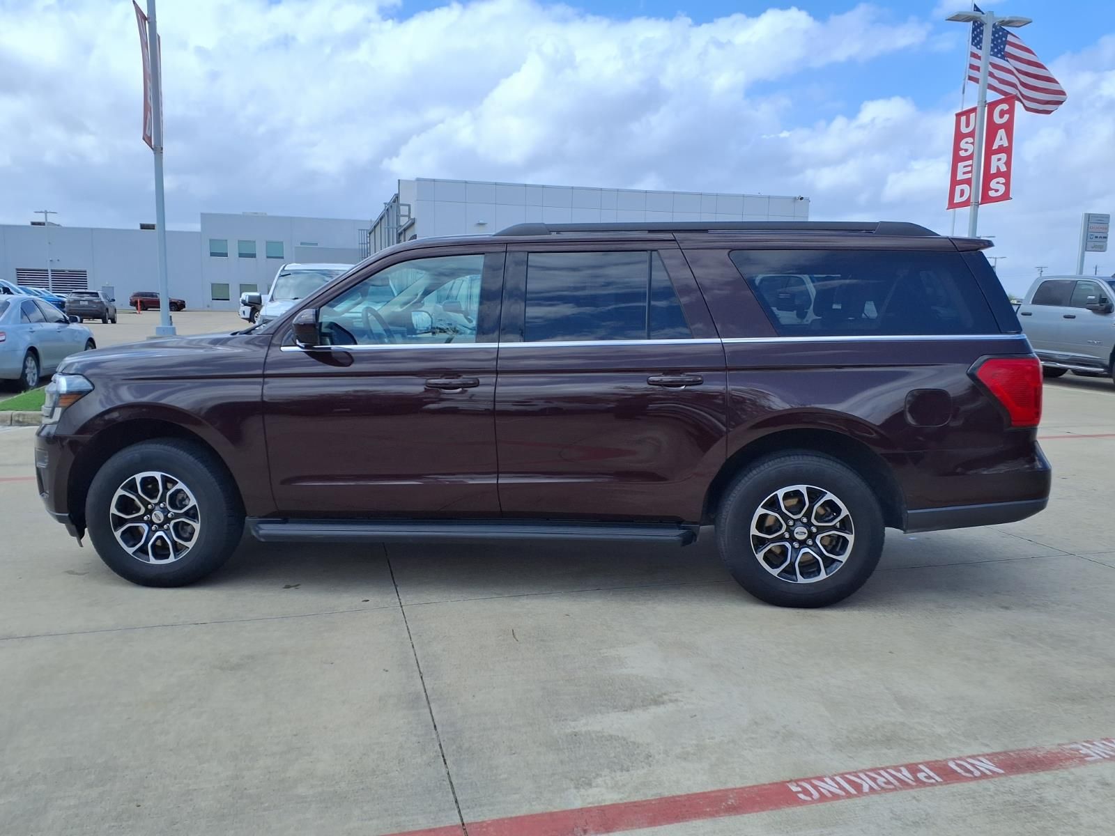 2024 Ford Expedition Max XLT - 8
