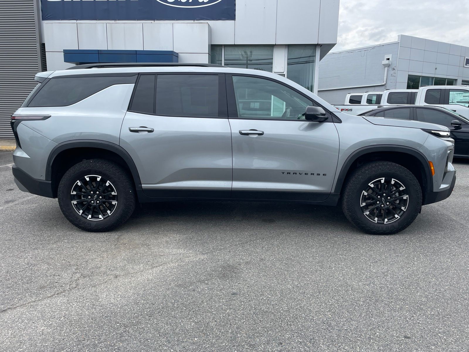 Used 2024 Sterling Gray Metallic Chevrolet Z71 image 2