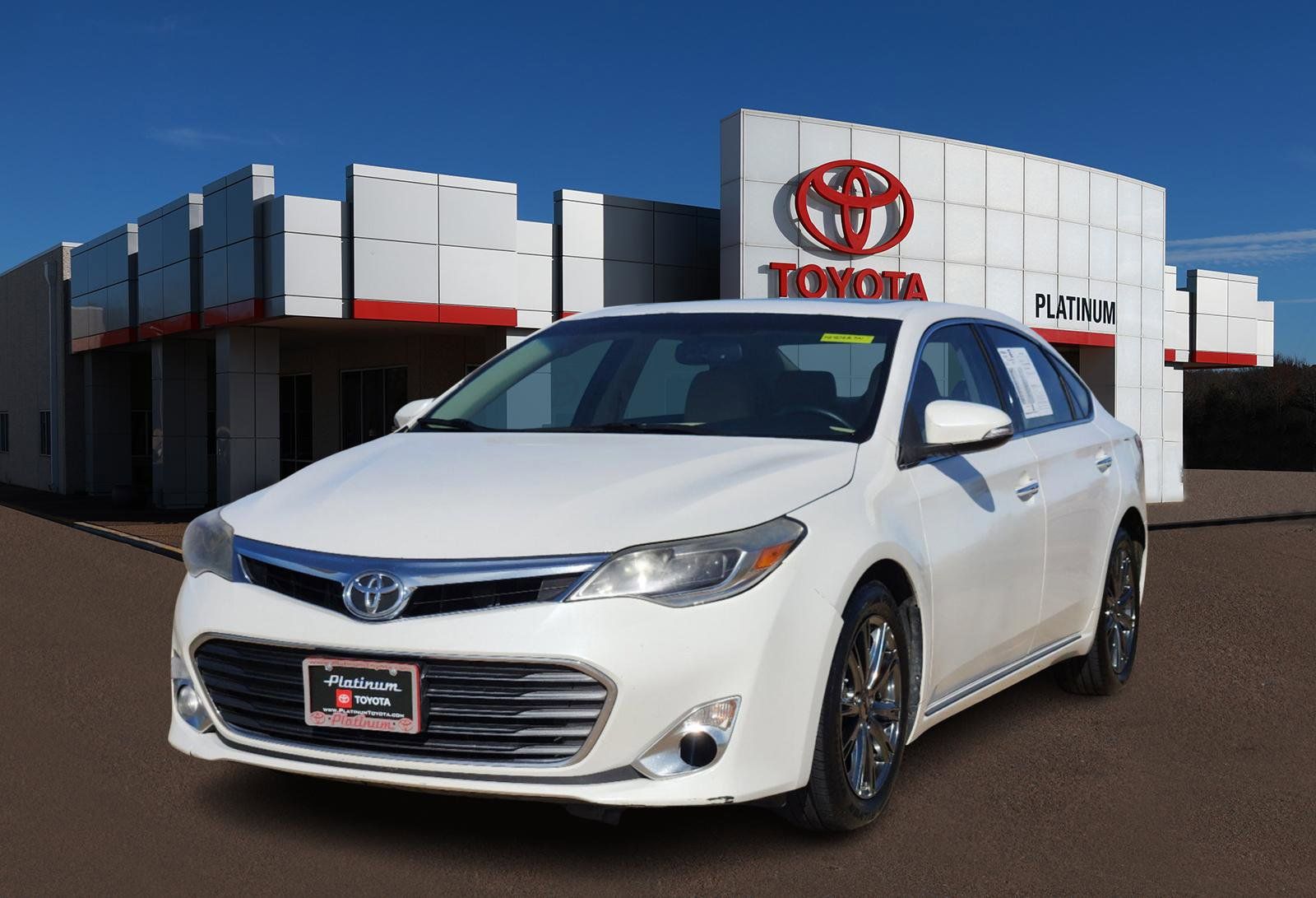 2015 Toyota Avalon XLE 2