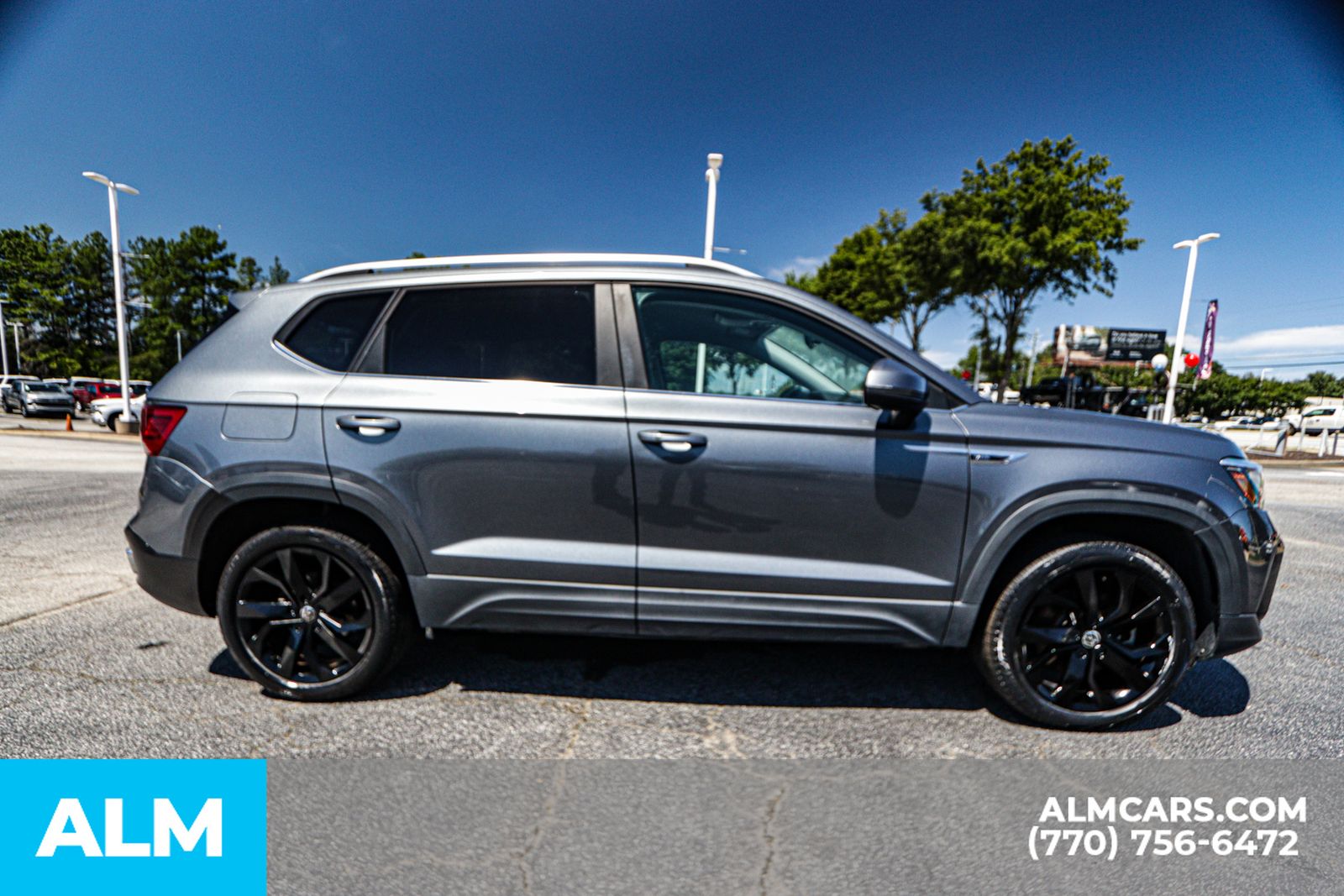 2022 Volkswagen Taos SE photo 9