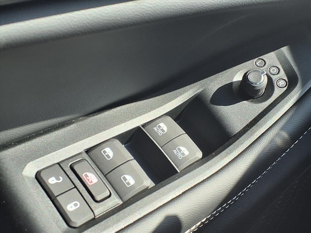 2025 Jeep Grand Cherokee Laredo - 9