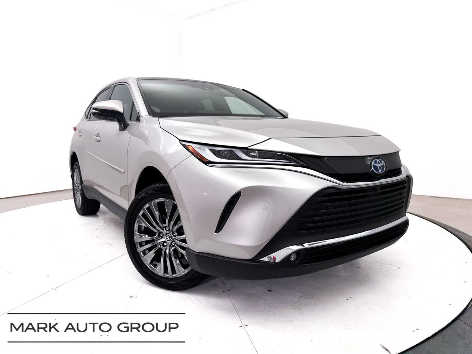 Titanium Glow 2023 Toyota Venza SUV / Crossover All-Wheel Drive Continuously Variable Transmission