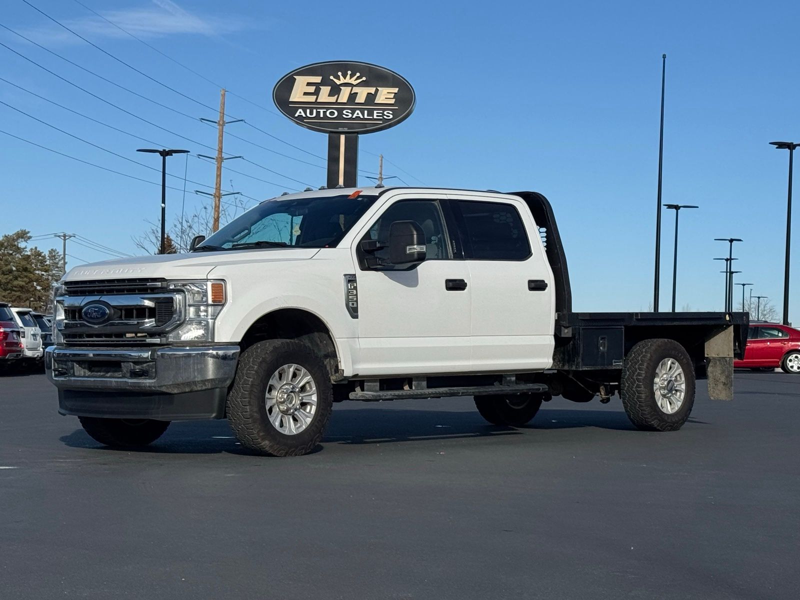 2021 Ford F-350 Super Duty Chassis Cab XLT's photo