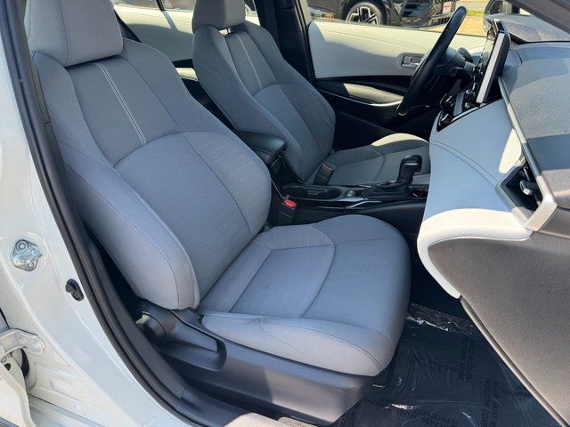 Used 2020 White Toyota SE image 30