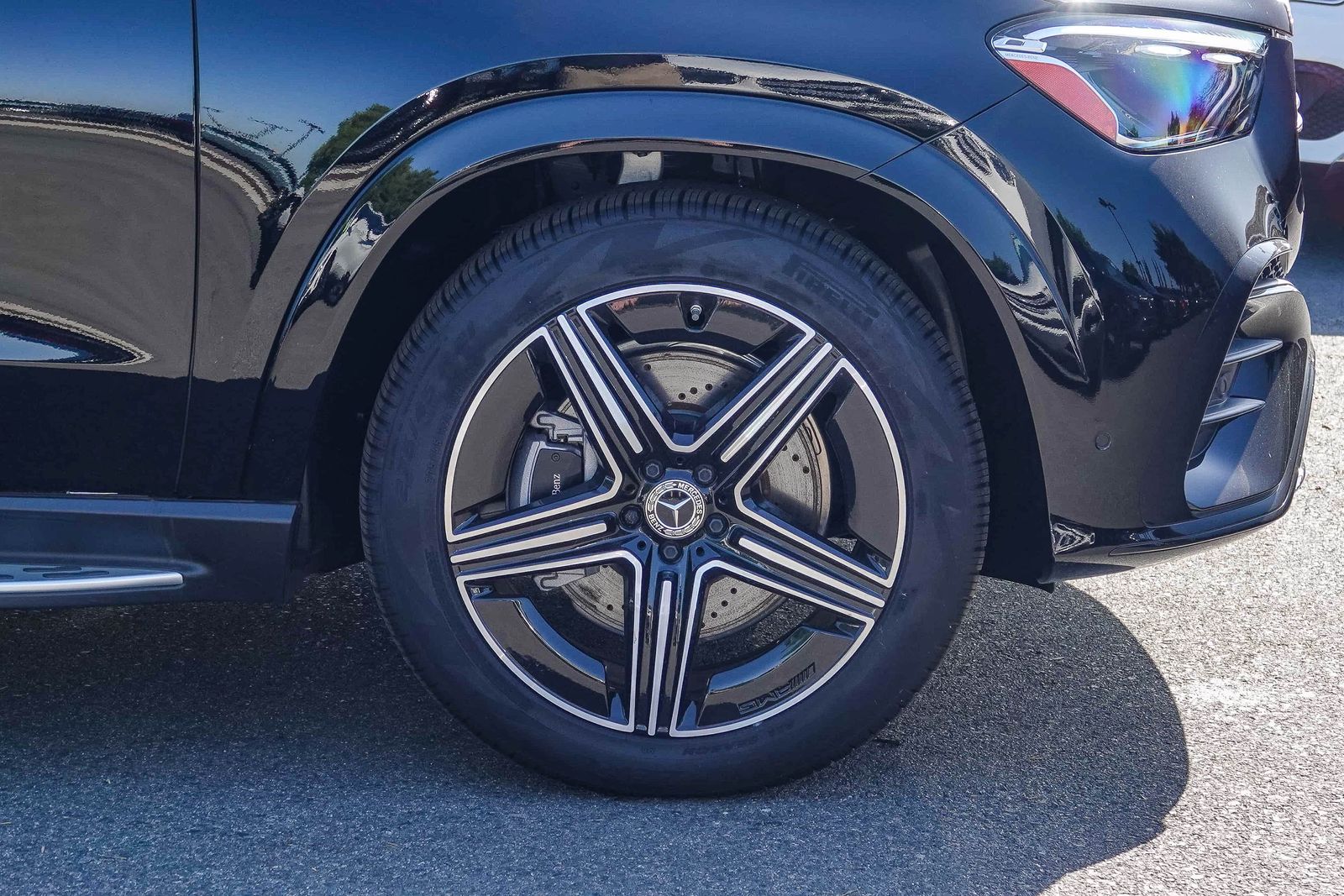 2025 Mercedes-Benz GLE GLE580 - Photo 10