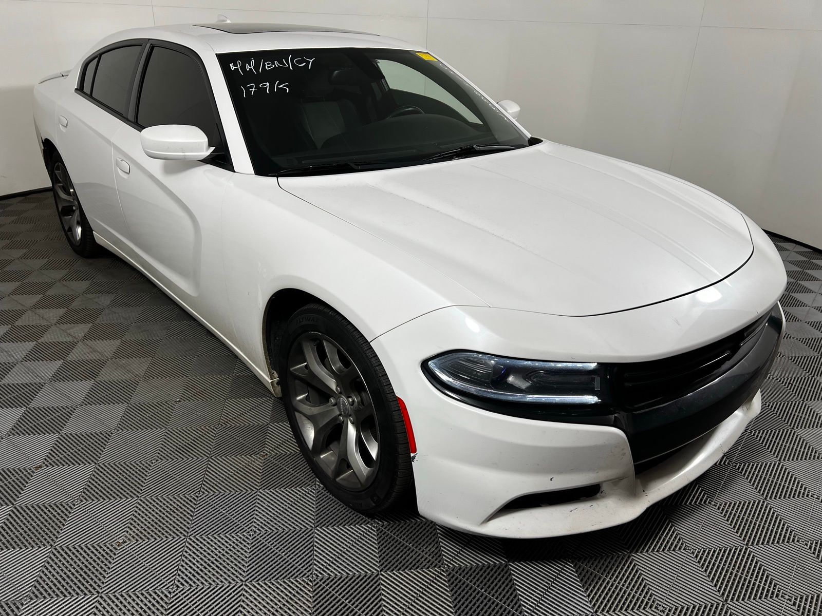 Thumbnail: 2016 Dodge Charger - 3