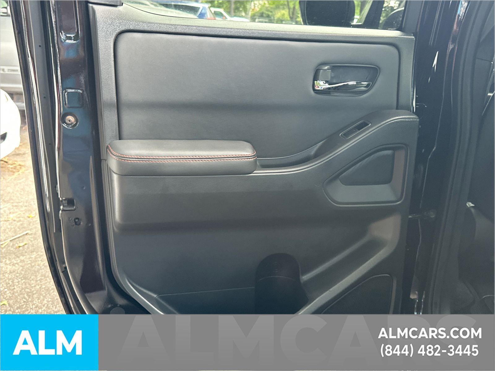 Used 2024 Black Nissan PRO-X image 24