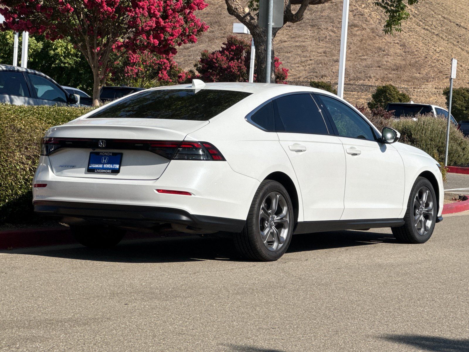 2024 Honda Accord EX — full photo 6 of 27