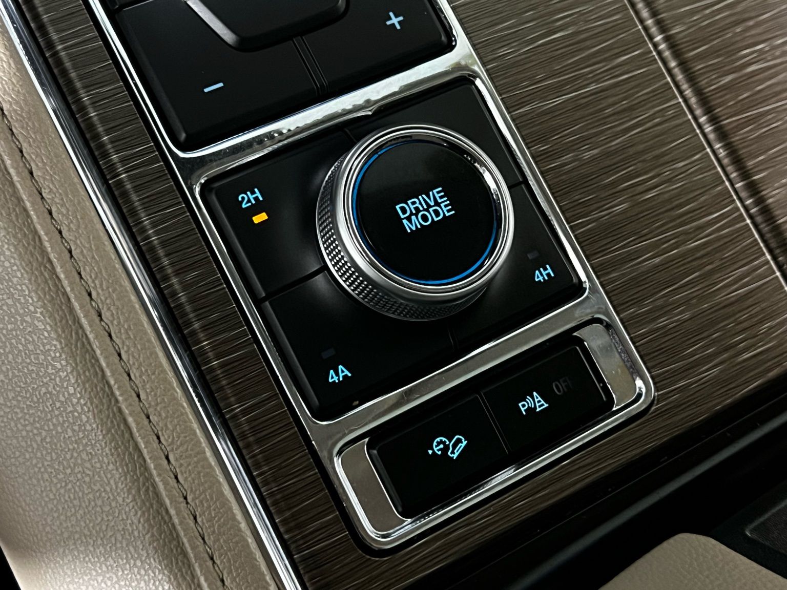 Thumbnail: 2024 Ford Expedition - 24