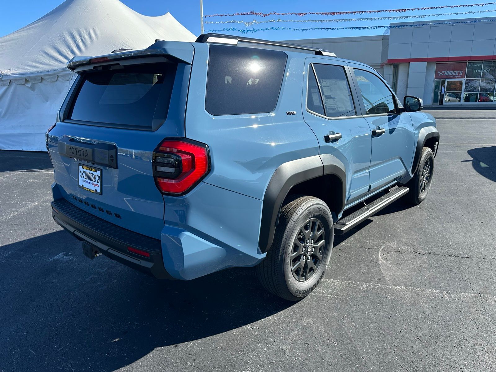 2025 Toyota 4Runner SR5 photo 4