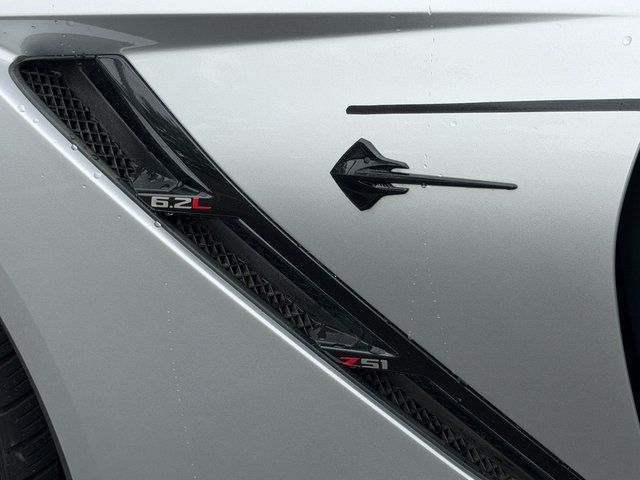 Used 2016 Silver Chevrolet Stingray Z51 image 35