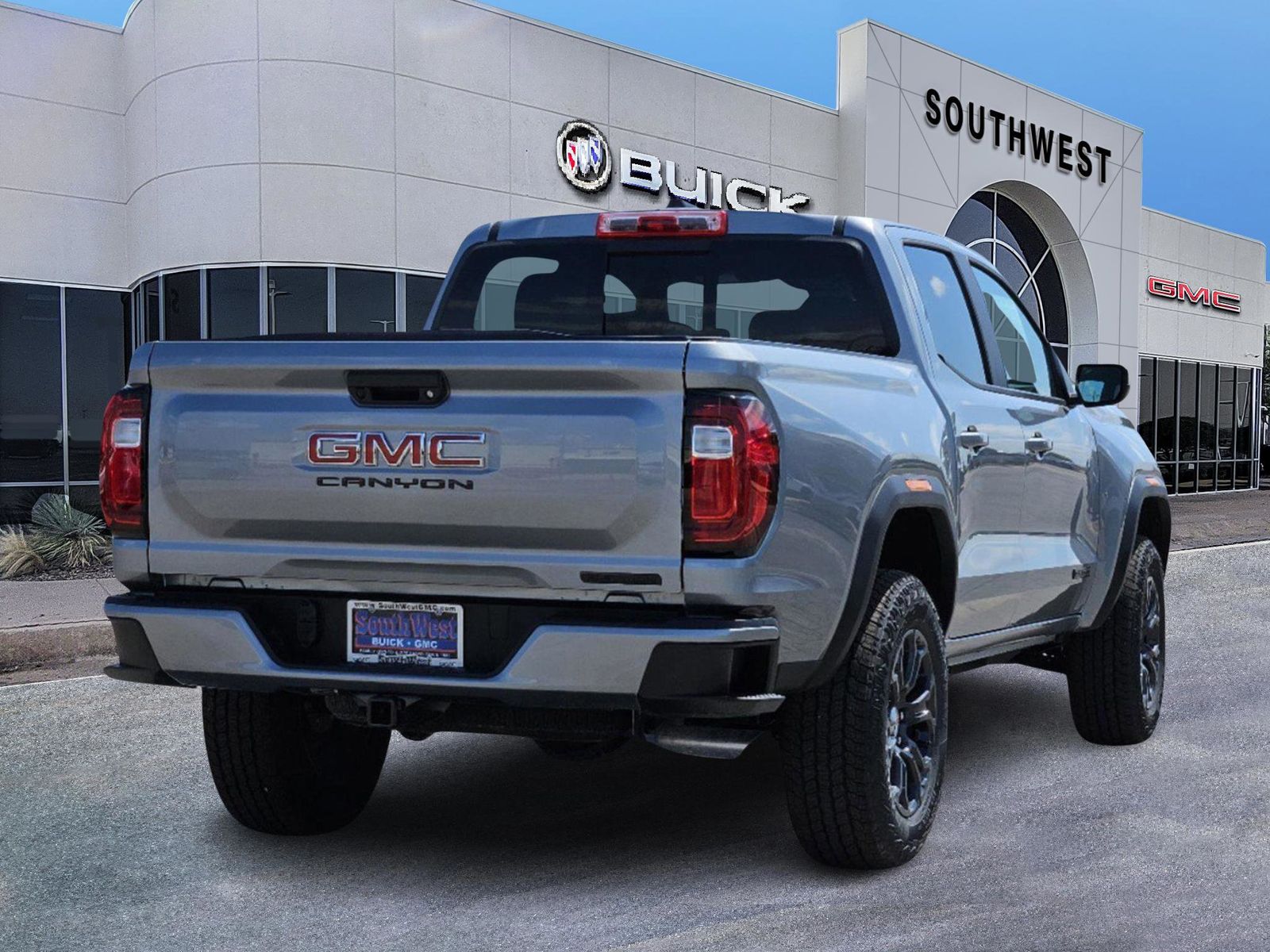 2024 GMC Canyon Elevation 5