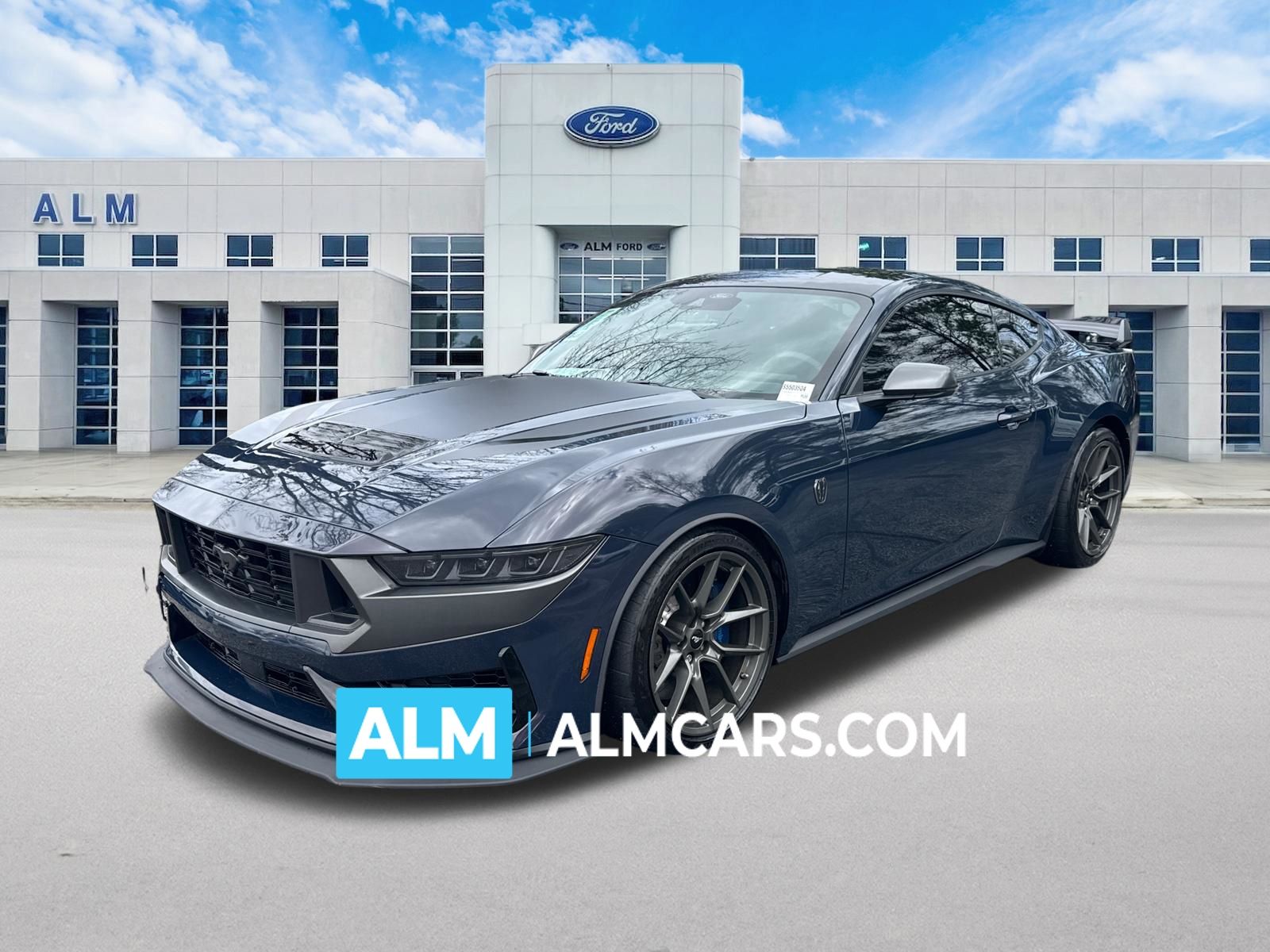 2025 Ford Mustang Dark Horse Fastback RWD